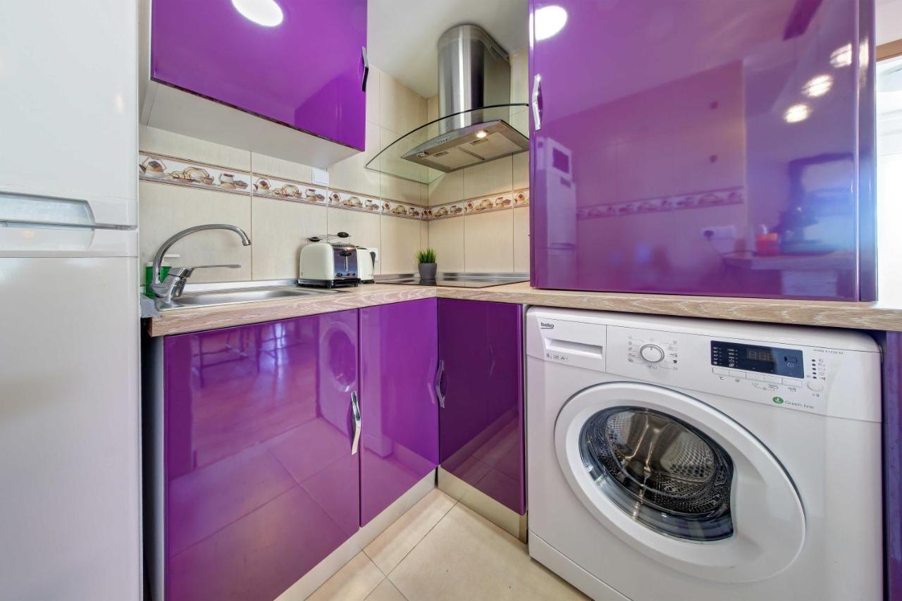 Apartament Pau Casals, 2 Min Walk From The Sea & Sea View Lloret de Mar Exterior photo